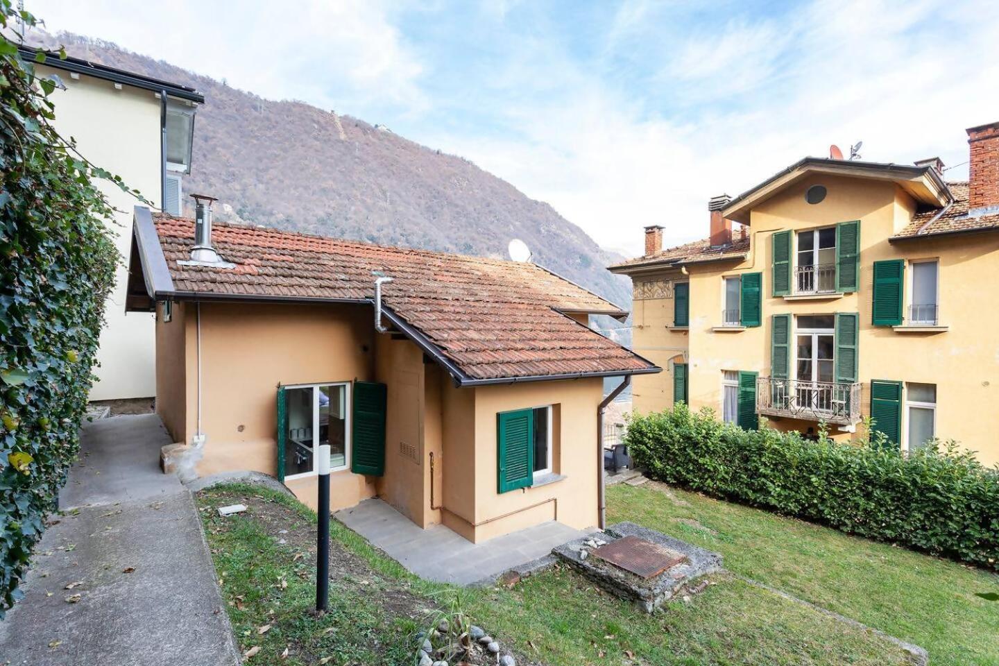 Villa Peroni Honeymoon Cottage Argegno Exteriör bild